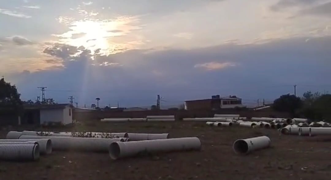 Tachirenses de Las Comunas en Ureña suplican por la culminación de obra de aguas pluviales